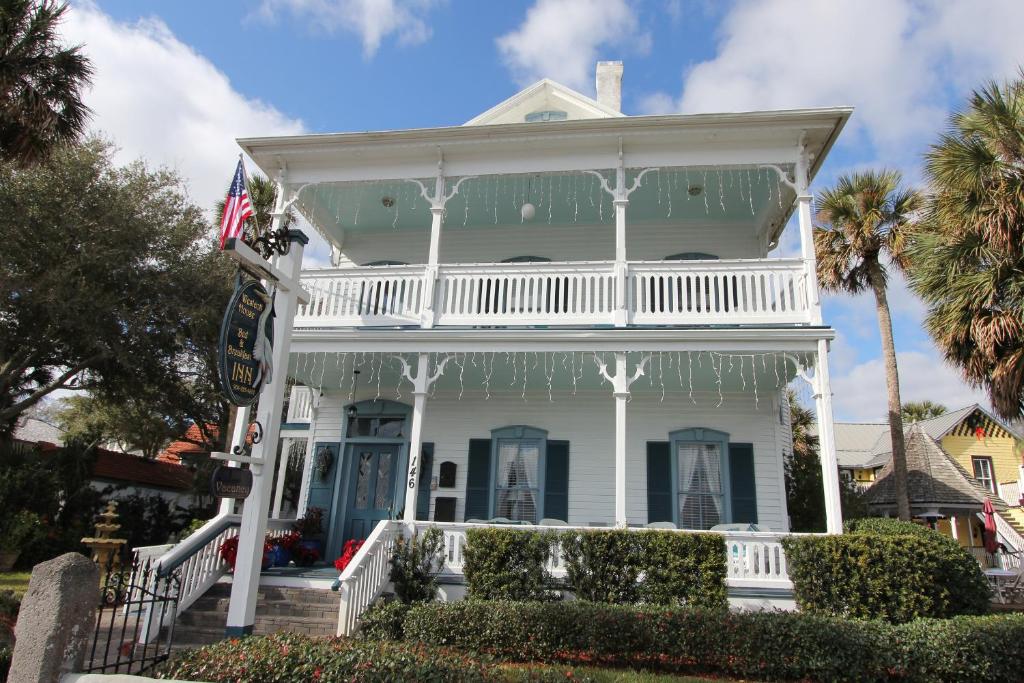 Bayfront Westcott House Bed & Breakfast Main image 1